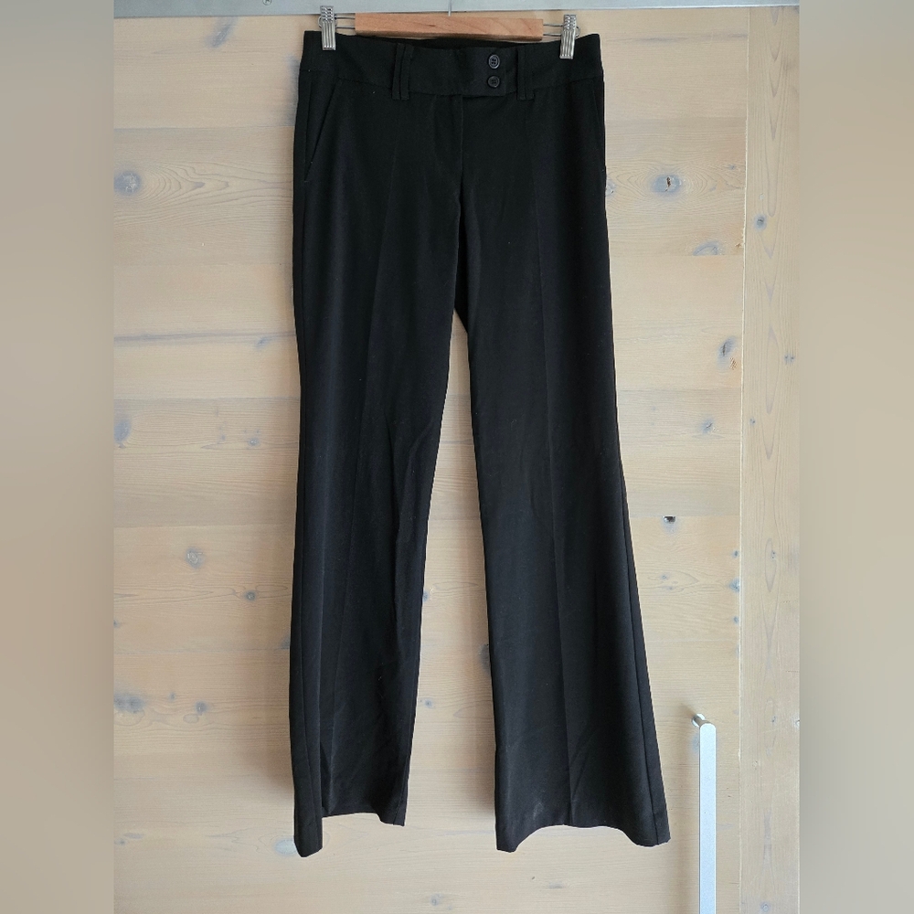 EUC BCBGMaxAzria Low Rise Boot Cut Long Dress Slacks